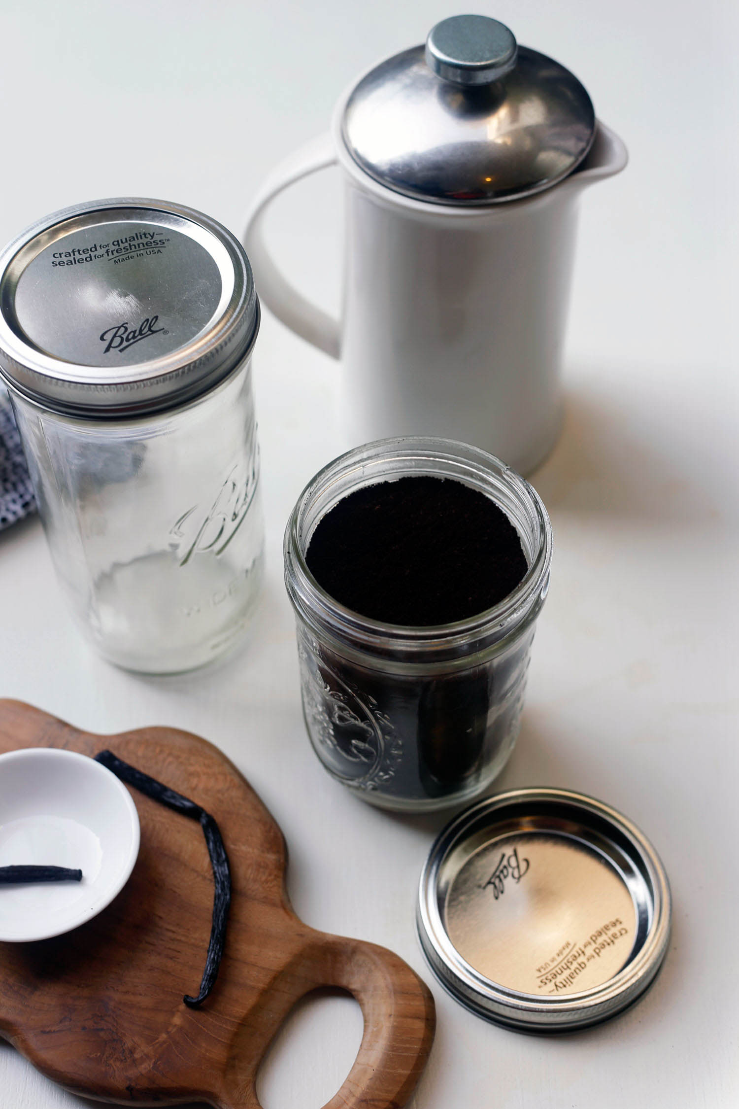 Easy and Delicious Homemade Cold-Brew Coffee | littlegreendot.com